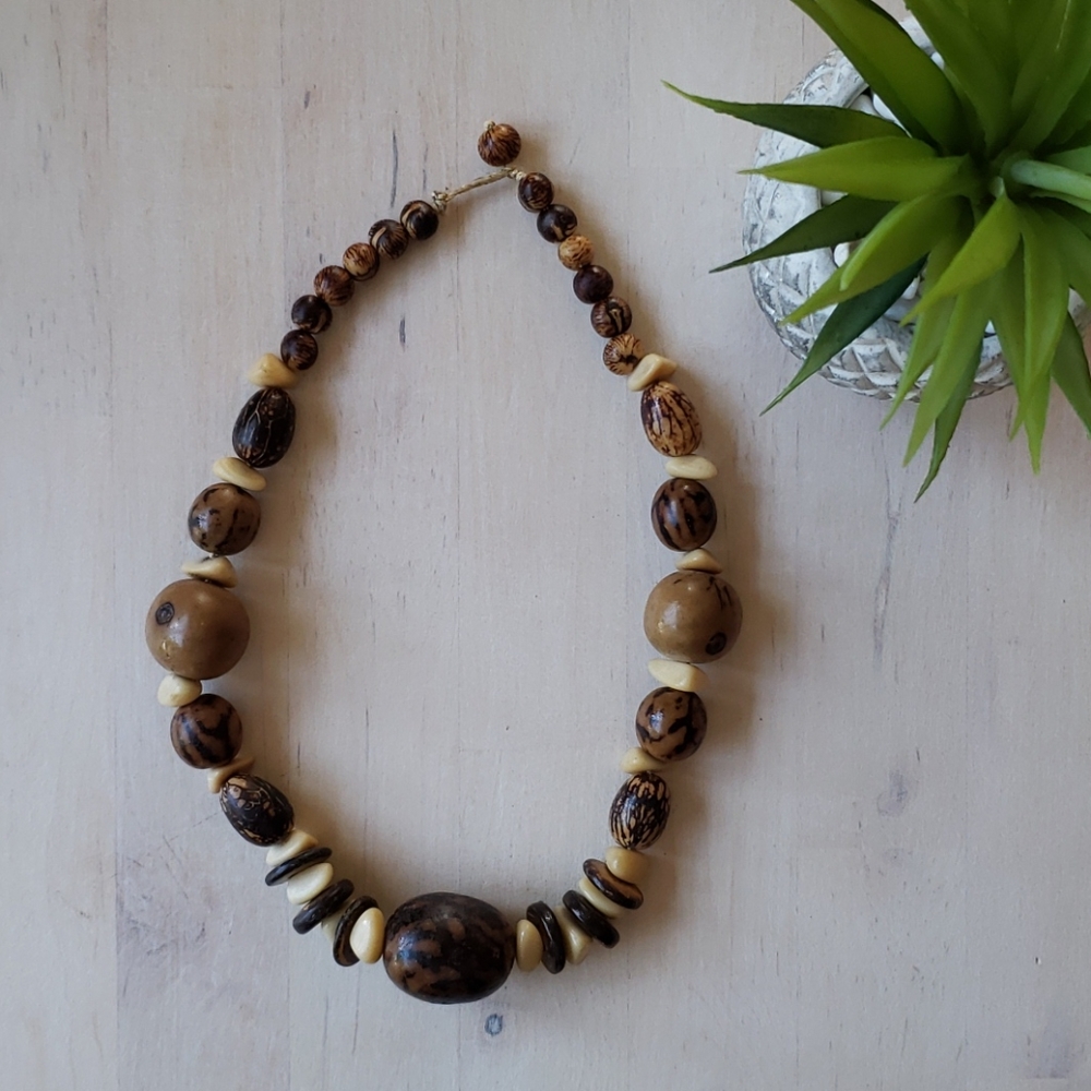 Brazilian Natural Seed Necklease